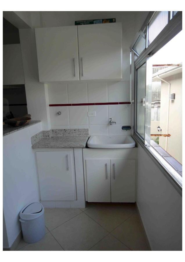 Guaruja, Apartamento A 100 Metros Da Praia Da Enseada. Exterior foto